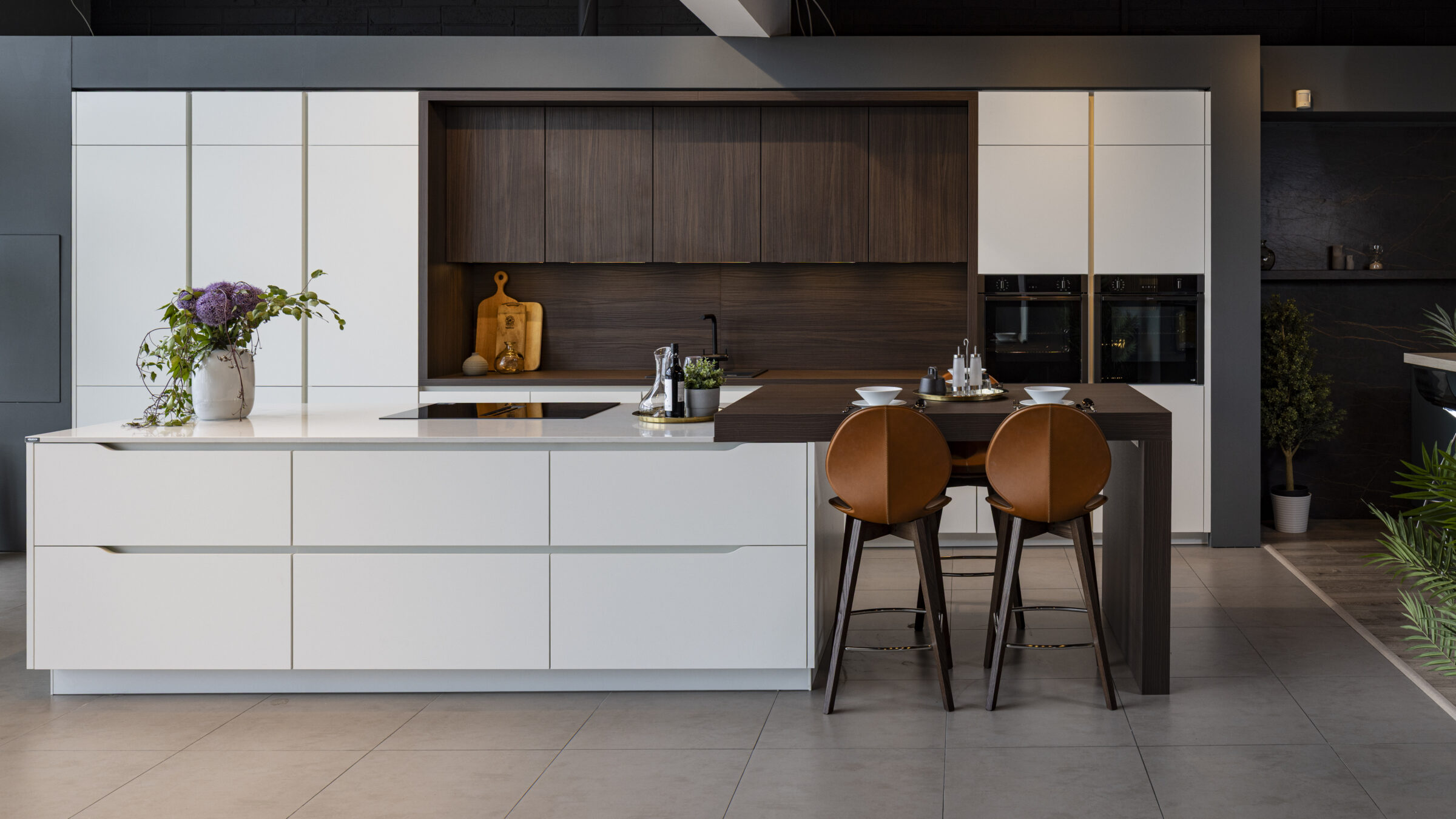 Should the Kitchen Floor Be Lighter or Darker Than the Cabinets? (Design Rules That Actually Work)